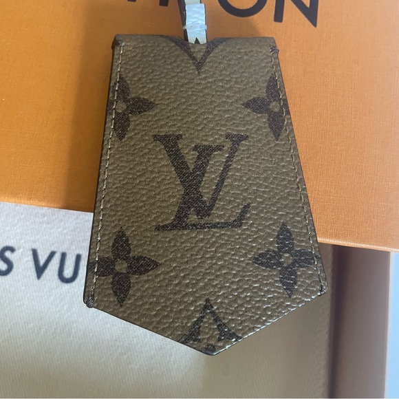 Louis Vuitton Giant Monogram Reverse Key Lanyard Clochette - Picture 3 of 11